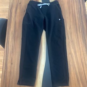 Yola Skinny Scrub Pants size small black Figs